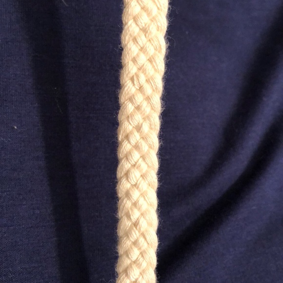 Blue, pullover size M can be dressed up or down - Picture 4 of 4